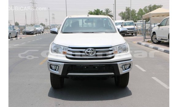 Buy Import Toyota Hilux White Car in Import - Dubai in Dhufar Buy Import Toyota Hilux White Car in Import - Dubai in Dhufar
