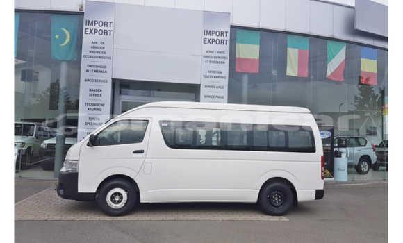 Buy Import Toyota Hiace White Car in Import - Dubai in Dhufar Buy Import Toyota Hiace White Car in Import - Dubai in Dhufar