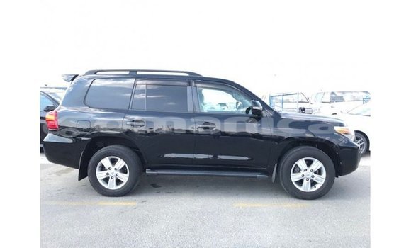 Buy Import Toyota Land Cruiser Black Car in Import - Dubai in Dhufar Buy Import Toyota Land Cruiser Black Car in Import - Dubai in Dhufar