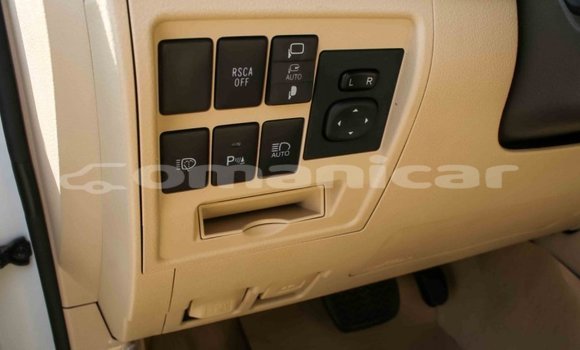 Buy Import Toyota Land Cruiser White Car in Import - Dubai in Dhufar Buy Import Toyota Land Cruiser White Car in Import - Dubai in Dhufar
