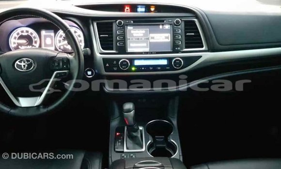 Buy Import Toyota Highlander Other Car in Import - Dubai in Dhufar Buy Import Toyota Highlander Other Car in Import - Dubai in Dhufar