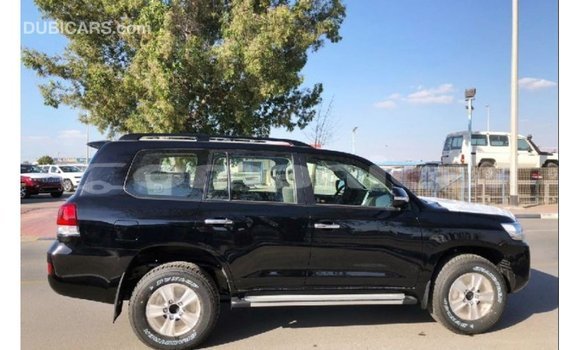 Buy Import Toyota Land Cruiser Black Car in Import - Dubai in Dhufar Buy Import Toyota Land Cruiser Black Car in Import - Dubai in Dhufar