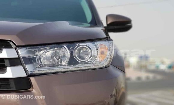 Buy Import Toyota Highlander Brown Car in Import - Dubai in Dhufar Buy Import Toyota Highlander Brown Car in Import - Dubai in Dhufar