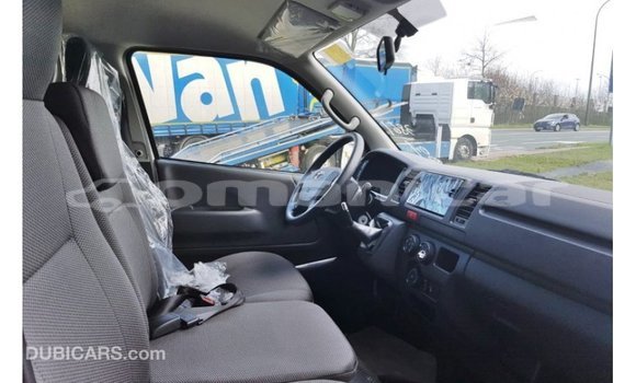 Buy Import Toyota Hiace White Car in Import - Dubai in Dhufar Buy Import Toyota Hiace White Car in Import - Dubai in Dhufar