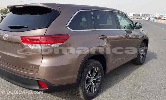 Buy Import Toyota Highlander Brown Car in Import - Dubai in Dhufar Buy Import Toyota Highlander Brown Car in Import - Dubai in Dhufar