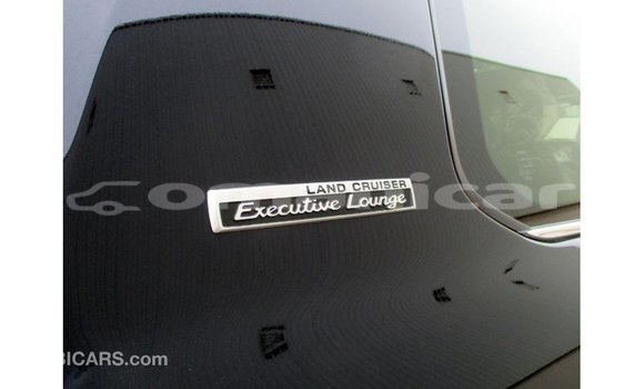 Buy Import Toyota Land Cruiser Black Car in Import - Dubai in Dhufar Buy Import Toyota Land Cruiser Black Car in Import - Dubai in Dhufar