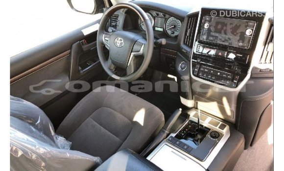 Buy Import Toyota Land Cruiser Black Car in Import - Dubai in Dhufar Buy Import Toyota Land Cruiser Black Car in Import - Dubai in Dhufar