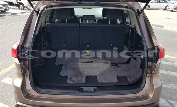 Buy Import Toyota Highlander Brown Car in Import - Dubai in Dhufar Buy Import Toyota Highlander Brown Car in Import - Dubai in Dhufar