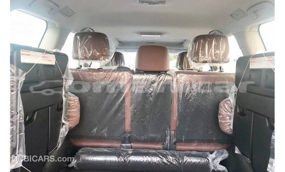 Buy Import Toyota Land Cruiser Black Car in Import - Dubai in Dhufar Buy Import Toyota Land Cruiser Black Car in Import - Dubai in Dhufar