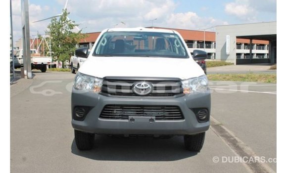 Buy Import Toyota Hilux White Car in Import - Dubai in Dhufar Buy Import Toyota Hilux White Car in Import - Dubai in Dhufar