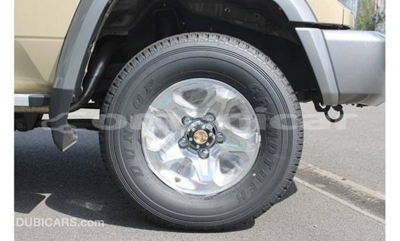 Buy Import Toyota Land Cruiser Beige Car in Import - Dubai in Dhufar Buy Import Toyota Land Cruiser Beige Car in Import - Dubai in Dhufar