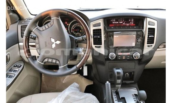 Buy Import Mitsubishi Pajero Black Car in Import - Dubai in Dhufar Buy Import Mitsubishi Pajero Black Car in Import - Dubai in Dhufar