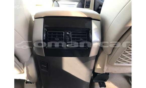 Buy Import Toyota Prado White Car in Import - Dubai in Dhufar Buy Import Toyota Prado White Car in Import - Dubai in Dhufar