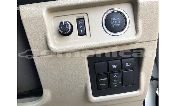 Buy Import Toyota Prado White Car in Import - Dubai in Dhufar Buy Import Toyota Prado White Car in Import - Dubai in Dhufar
