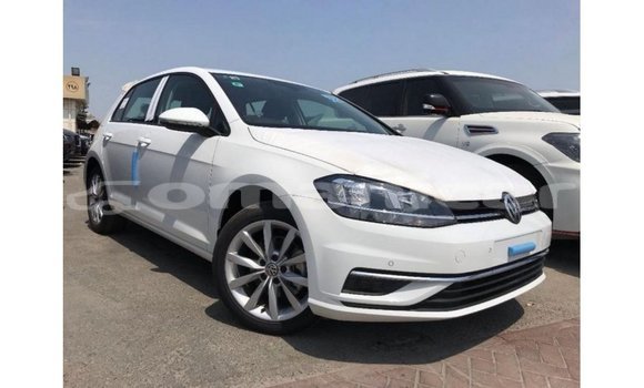 Buy Import Volkswagen Golf White Car in Import - Dubai in Dhufar Buy Import Volkswagen Golf White Car in Import - Dubai in Dhufar