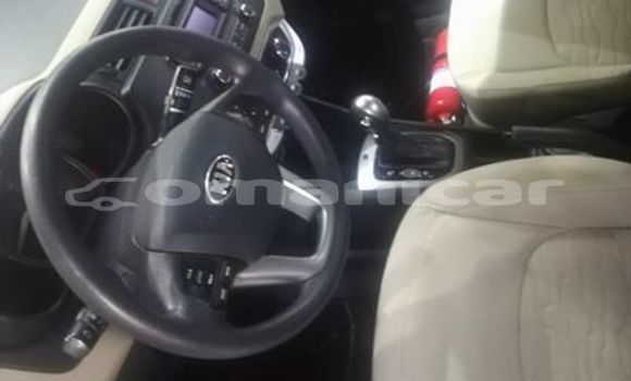 Buy Used Kia Rio White Car in Muscat in Masqat Buy Used Kia Rio White Car in Muscat in Masqat