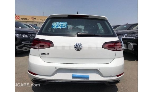 Buy Import Volkswagen Golf White Car in Import - Dubai in Dhufar Buy Import Volkswagen Golf White Car in Import - Dubai in Dhufar