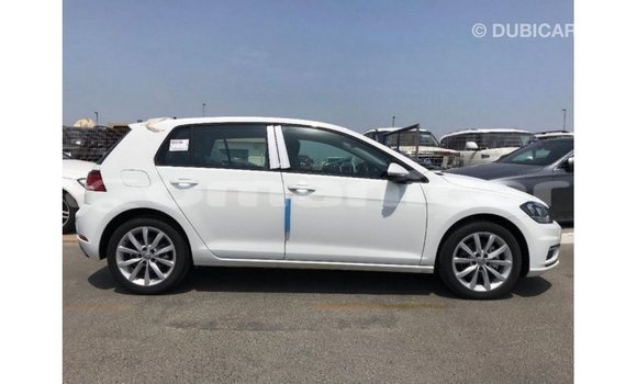 Buy Import Volkswagen Golf White Car in Import - Dubai in Dhufar Buy Import Volkswagen Golf White Car in Import - Dubai in Dhufar