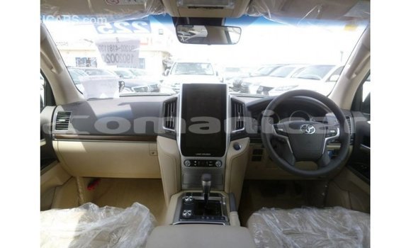 Buy Import Toyota Land Cruiser Black Car in Import - Dubai in Dhufar Buy Import Toyota Land Cruiser Black Car in Import - Dubai in Dhufar