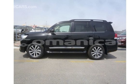 Buy Import Toyota Land Cruiser Black Car in Import - Dubai in Dhufar Buy Import Toyota Land Cruiser Black Car in Import - Dubai in Dhufar