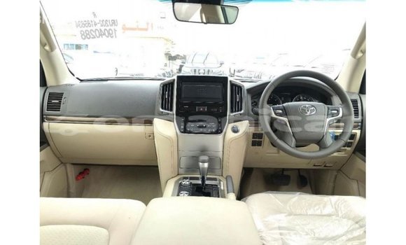Buy Import Toyota Land Cruiser Black Car in Import - Dubai in Dhufar Buy Import Toyota Land Cruiser Black Car in Import - Dubai in Dhufar