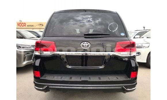 Buy Import Toyota Land Cruiser Black Car in Import - Dubai in Dhufar Buy Import Toyota Land Cruiser Black Car in Import - Dubai in Dhufar