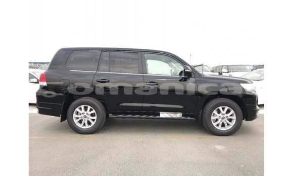 Buy Import Toyota Land Cruiser Black Car in Import - Dubai in Dhufar Buy Import Toyota Land Cruiser Black Car in Import - Dubai in Dhufar