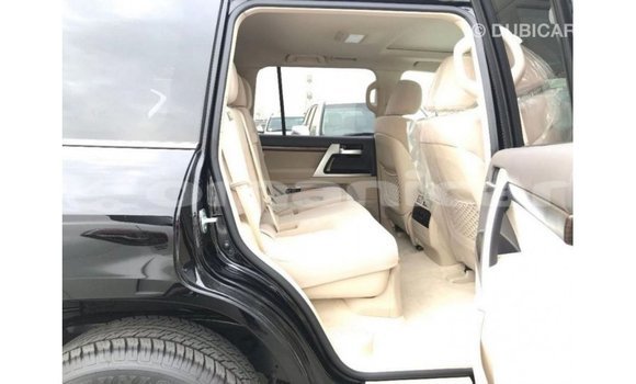 Buy Import Toyota Land Cruiser Black Car in Import - Dubai in Dhufar Buy Import Toyota Land Cruiser Black Car in Import - Dubai in Dhufar