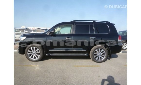 Buy Import Toyota Land Cruiser Black Car in Import - Dubai in Dhufar Buy Import Toyota Land Cruiser Black Car in Import - Dubai in Dhufar