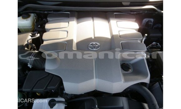Buy Import Toyota Land Cruiser Black Car in Import - Dubai in Dhufar Buy Import Toyota Land Cruiser Black Car in Import - Dubai in Dhufar