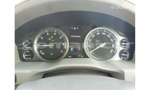 Buy Import Toyota Land Cruiser White Car in Import - Dubai in Dhufar Buy Import Toyota Land Cruiser White Car in Import - Dubai in Dhufar