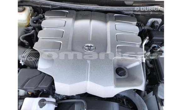 Buy Import Toyota Land Cruiser White Car in Import - Dubai in Dhufar Buy Import Toyota Land Cruiser White Car in Import - Dubai in Dhufar