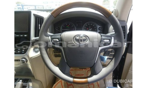 Buy Import Toyota Land Cruiser Black Car in Import - Dubai in Dhufar Buy Import Toyota Land Cruiser Black Car in Import - Dubai in Dhufar