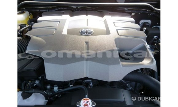 Buy Import Toyota Land Cruiser White Car in Import - Dubai in Dhufar Buy Import Toyota Land Cruiser White Car in Import - Dubai in Dhufar