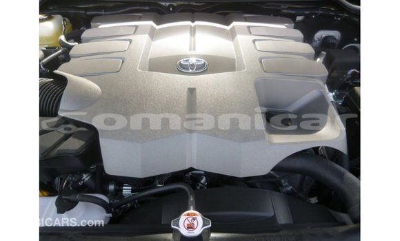Buy Import Toyota Land Cruiser White Car in Import - Dubai in Dhufar Buy Import Toyota Land Cruiser White Car in Import - Dubai in Dhufar