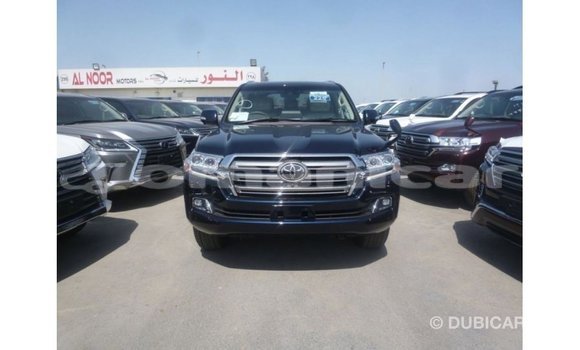 Buy Import Toyota Land Cruiser Blue Car in Import - Dubai in Dhufar Buy Import Toyota Land Cruiser Blue Car in Import - Dubai in Dhufar