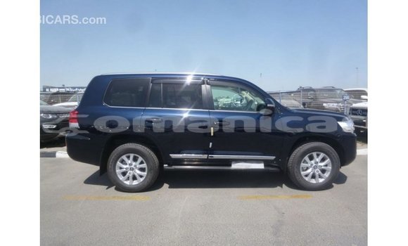 Buy Import Toyota Land Cruiser Blue Car in Import - Dubai in Dhufar Buy Import Toyota Land Cruiser Blue Car in Import - Dubai in Dhufar