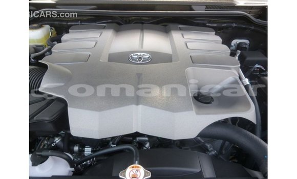 Buy Import Toyota Land Cruiser Blue Car in Import - Dubai in Dhufar Buy Import Toyota Land Cruiser Blue Car in Import - Dubai in Dhufar