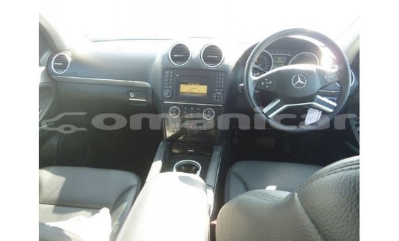 Buy Import Mercedes-Benz 190 White Car in Import - Dubai in Dhufar Buy Import Mercedes-Benz 190 White Car in Import - Dubai in Dhufar