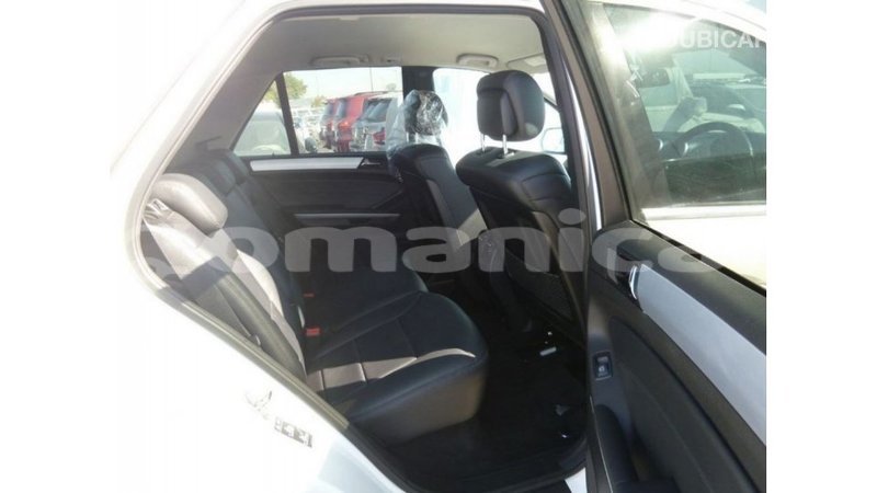 Big with watermark mercedes benz 190 dhufar import dubai 3157