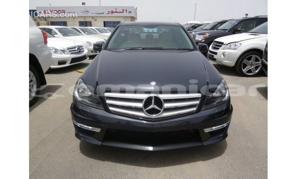 Buy Import Mercedes-Benz 190 Black Car in Import - Dubai in Dhufar Buy Import Mercedes-Benz 190 Black Car in Import - Dubai in Dhufar