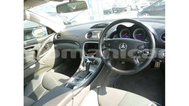 Big with watermark mercedes benz 190 dhufar import dubai 3159