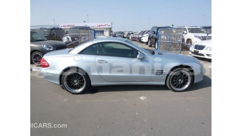 Big with watermark mercedes benz 190 dhufar import dubai 3159