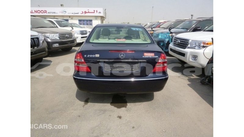 Big with watermark mercedes benz 200 dhufar import dubai 3160