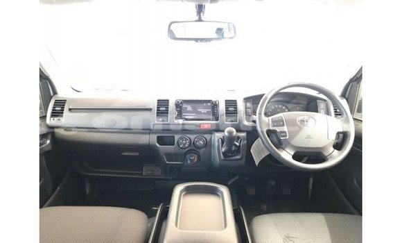 Buy Import Toyota Hiace White Car in Import - Dubai in Dhufar Buy Import Toyota Hiace White Car in Import - Dubai in Dhufar