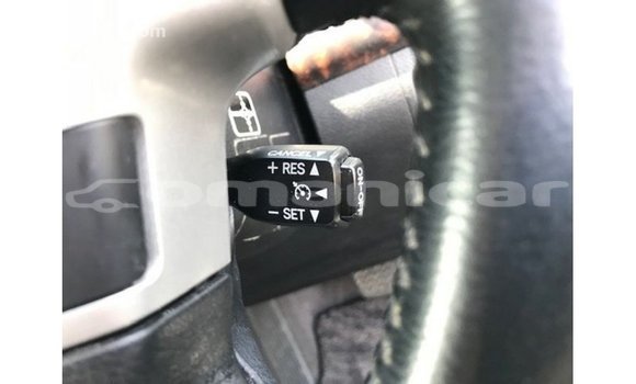 Buy Import Toyota Land Cruiser White Car in Import - Dubai in Dhufar Buy Import Toyota Land Cruiser White Car in Import - Dubai in Dhufar