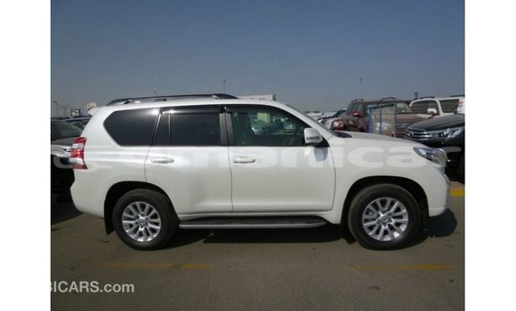 Buy Import Toyota Prado White Car in Import - Dubai in Dhufar Buy Import Toyota Prado White Car in Import - Dubai in Dhufar