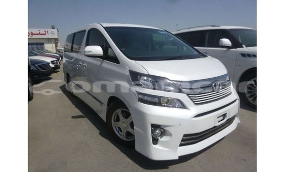 Buy Import Toyota Vellfire White Car in Import - Dubai in Dhufar Buy Import Toyota Vellfire White Car in Import - Dubai in Dhufar