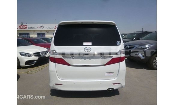 Buy Import Toyota Vellfire White Car in Import - Dubai in Dhufar Buy Import Toyota Vellfire White Car in Import - Dubai in Dhufar