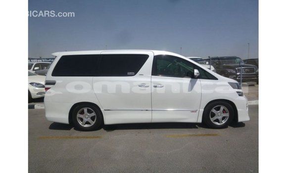Buy Import Toyota Vellfire White Car in Import - Dubai in Dhufar Buy Import Toyota Vellfire White Car in Import - Dubai in Dhufar